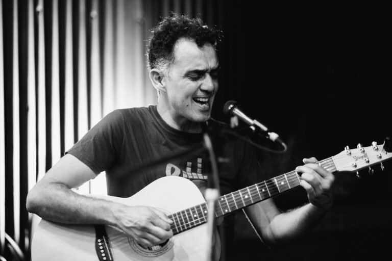 ¡DESDE ARGENTINA NOS LLEGA LO ÚLTIMO DEL MÚSICO TONGA GALVÁN Y ACÁ TE LO PRESENTAMOS!